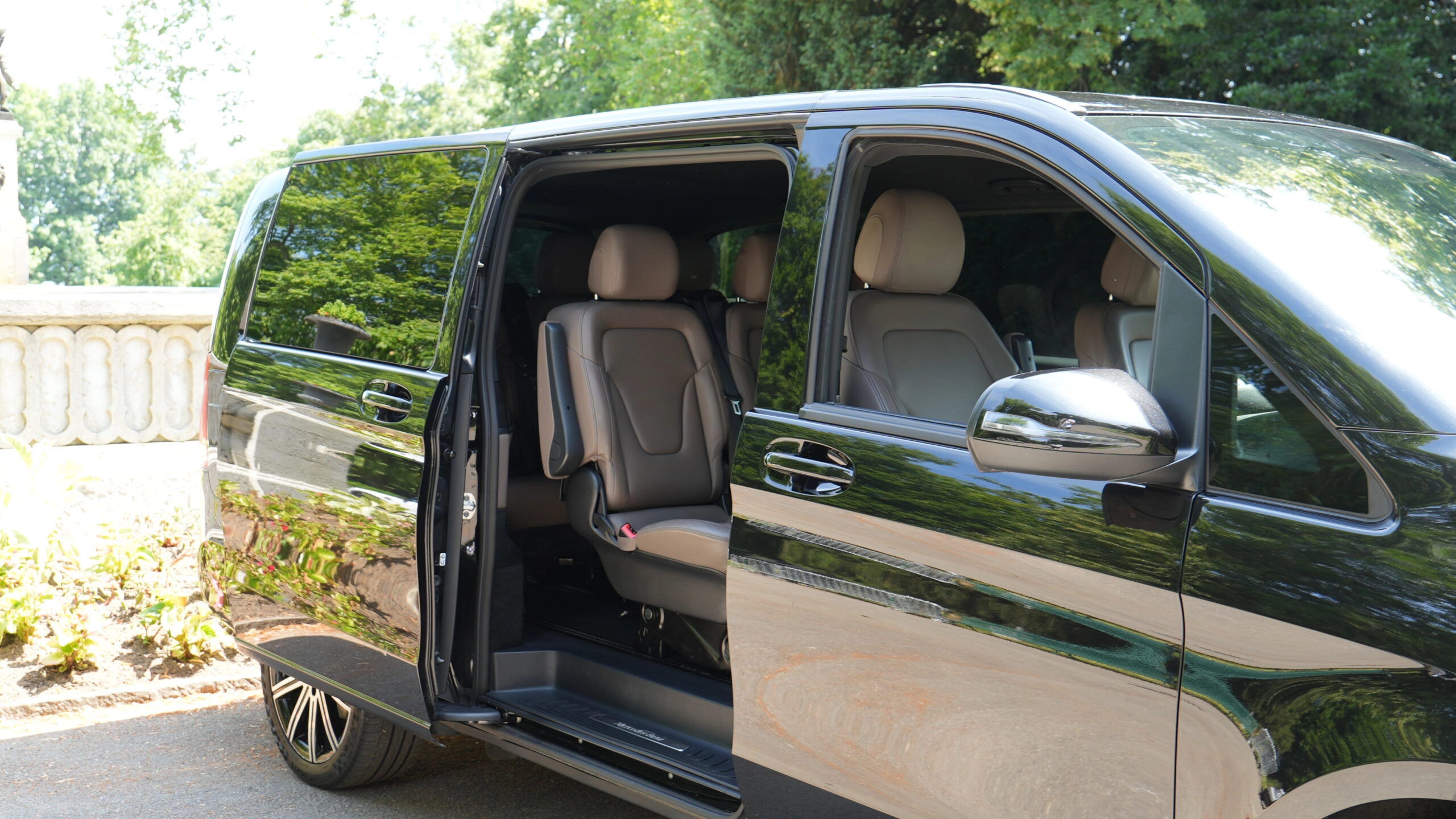 PRC-Mercedes-V300-ambiente-seating PRC Mercedes V300 Ambiente Seatinting